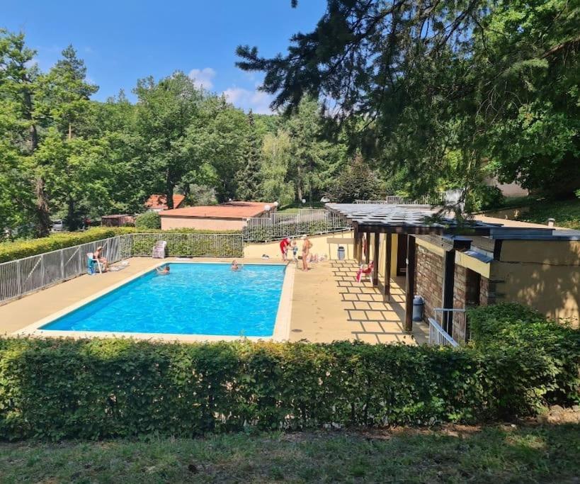 Au Calme Dans Avec Piscine Boersch